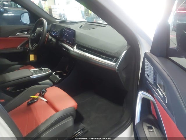 2025 BMW X1 WBX13EF08S5151533 Photo 4