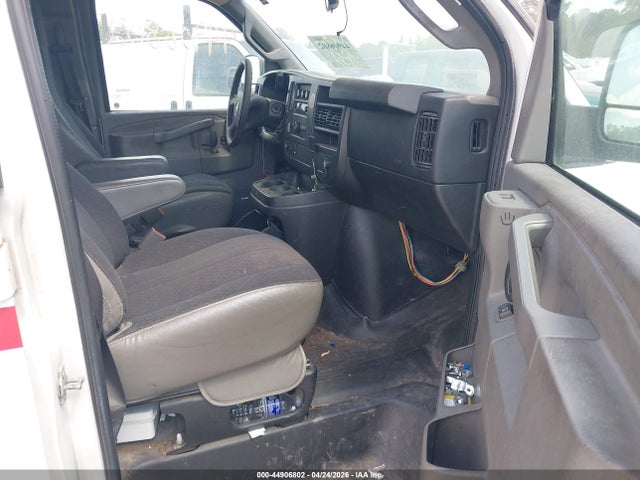 1GCWGAFG5J1910531 Chevrolet Express 2500 Work Van