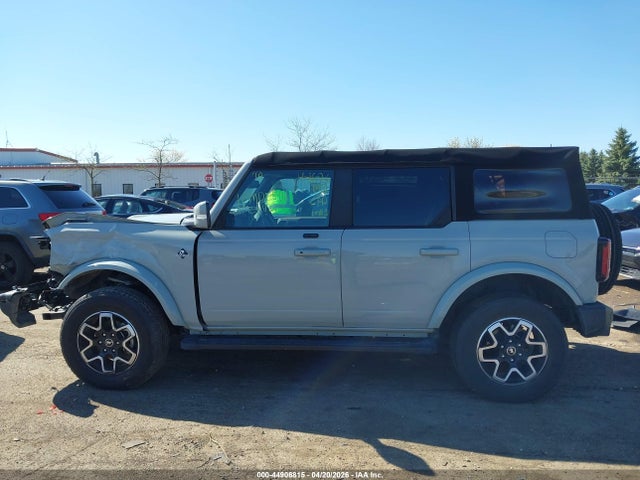 Продаж на аукціоні авто 2021 Ford Bronco Outer Banks, vin: 1FMDE5DH9MLA92984, номер лоту: 44906815
