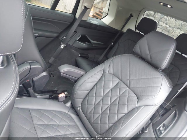 2025 BMW X7 5UX23EM04S9Z58367 Photo 7