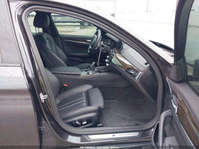 Продаж на аукціоні авто 2018 Bmw 540i, vin: WBAJE5C50JWA95975, номер лоту: 44906842