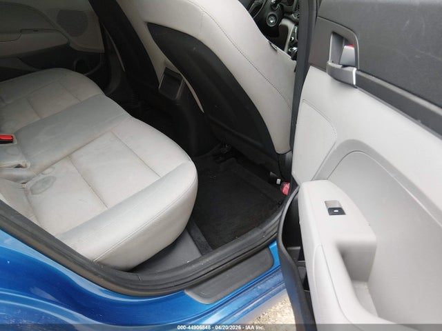 2017 Hyundai Elantra Se მანქანა იყიდება აუქციონზე, vin: 5NPD74LF7HH175770, აუქციონის ნომერი: 44906848