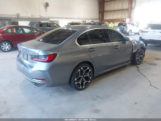 44906870 :رقم المزاد ، 3MW89CW08S8F22026 vin ، 2025 Bmw 330i Xdrive مزاد بيع