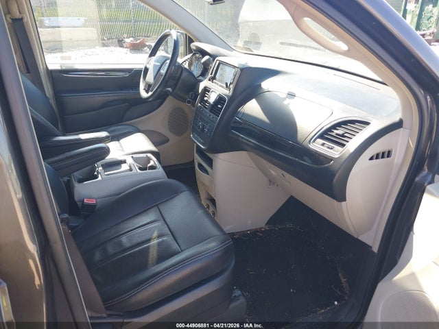 2C4RC1BG9FR718028 Chrysler Town &amp; Country Touring