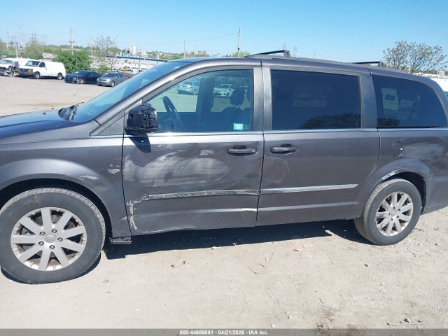 2C4RC1BG9FR718028 Chrysler Town &amp; Country Touring