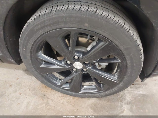 2021 Buick Envision Awd Essence მანქანა იყიდება აუქციონზე, vin: LRBFZPR4XMD101641, აუქციონის ნომერი: 44906892