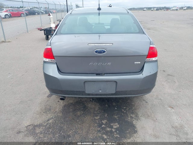44906893 :رقم المزاد ، 1FAHP3HN4BW109826 vin ، 2011 Ford Focus Sel مزاد بيع