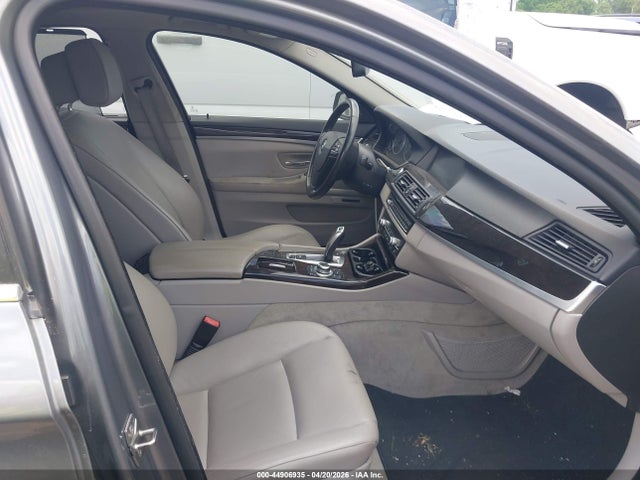 2011 Bmw 535i მანქანა იყიდება აუქციონზე, vin: WBAFR7C55BC800856, აუქციონის ნომერი: 44906935