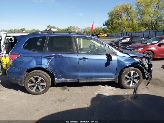 2017 Subaru Forester 2.5i Premium მანქანა იყიდება აუქციონზე, vin: JF2SJAEC9HG567598, აუქციონის ნომერი: 44906937