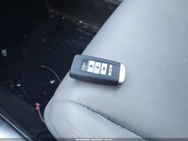 44906938 :رقم المزاد ، 19UUB2F34FA002816 vin ، 2015 Acura Tlx V6 مزاد بيع