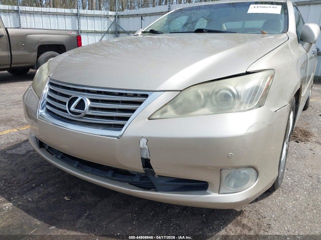 44906946 :رقم المزاد ، JTHBK1EG8B2457031 vin ، 2011 Lexus Es 350 مزاد بيع