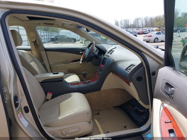 44906946 :رقم المزاد ، JTHBK1EG8B2457031 vin ، 2011 Lexus Es 350 مزاد بيع
