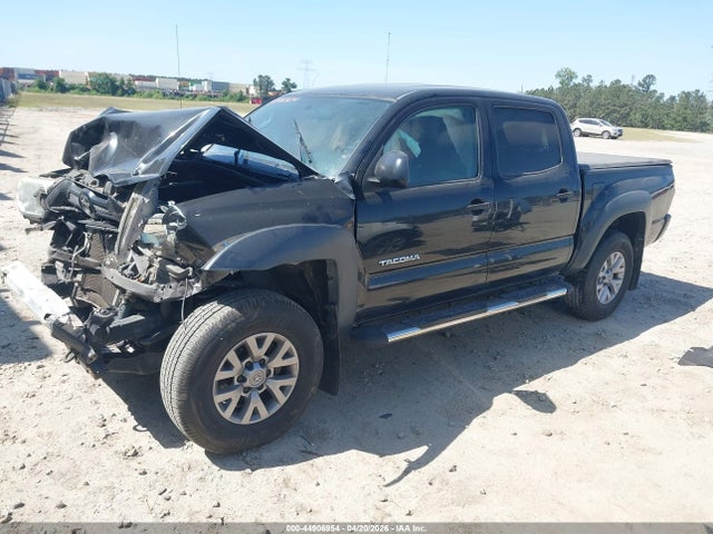 Toyota Tacoma Prerunner 2015 5TFJX4GN9FX041395 Image 2