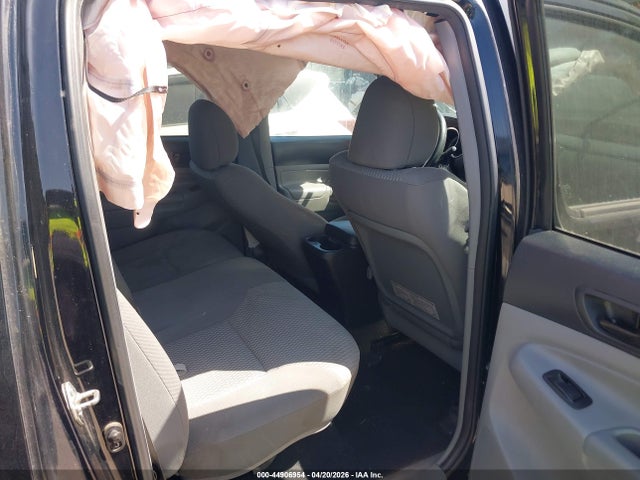 Toyota Tacoma Prerunner 2015 5TFJX4GN9FX041395 Image 8