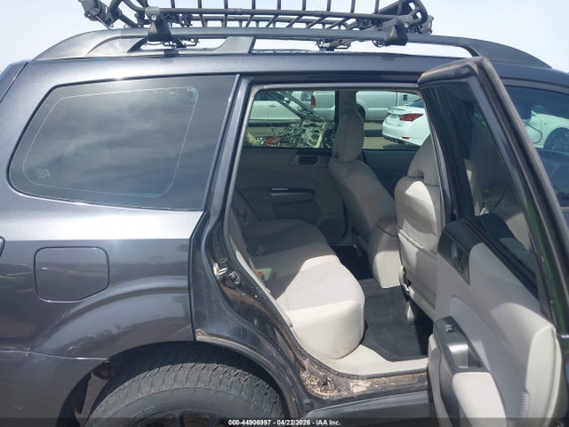 44906997 :رقم المزاد ، JF2SHABC7BH711683 vin ، 2011 Subaru Forester 2.5x مزاد بيع