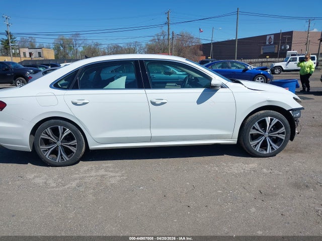 Aukcja sprzedaży 2021 Volkswagen Passat 2.0t Se, vin: 1VWSA7A39MC016643, numer aukcji: 44907008