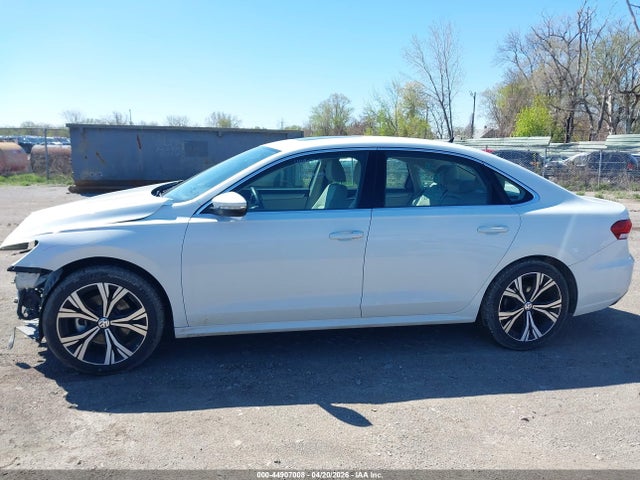 Aukcja sprzedaży 2021 Volkswagen Passat 2.0t Se, vin: 1VWSA7A39MC016643, numer aukcji: 44907008