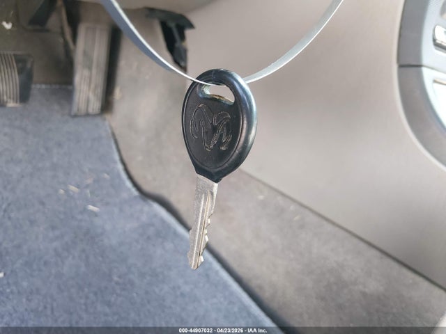 Продажа на аукционе авто 2004 Dodge Intrepid Es/sxt, vin: 2B3HD56G74H679485, номер лота: 44907032