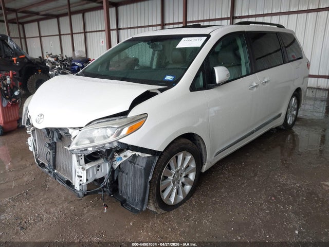 44907034 :رقم المزاد ، 5TDYK3DC3FS543383 vin ، 2015 Toyota Sienna Limited Premium 7 Passenger مزاد بيع