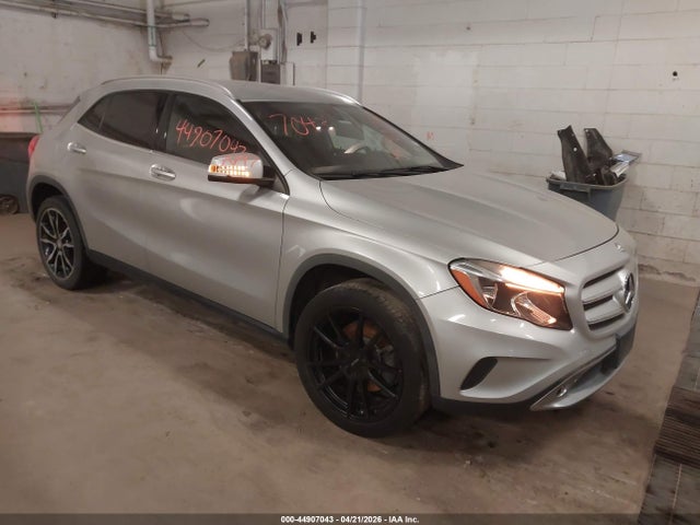44907043 :رقم المزاد ، WDCTG4EB3GJ230205 vin ، 2016 Mercedes-benz Gla 250 مزاد بيع