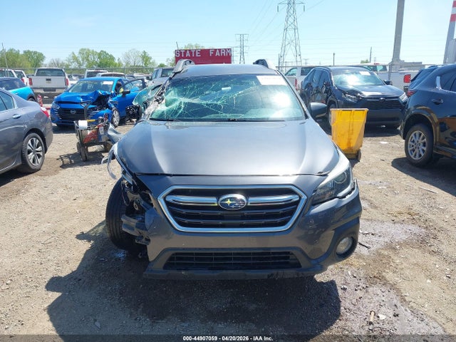 2018 Subaru Outback 2.5i Premium მანქანა იყიდება აუქციონზე, vin: 4S4BSACC9J3273853, აუქციონის ნომერი: 44907059