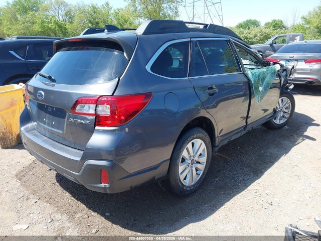 2018 Subaru Outback 2.5i Premium მანქანა იყიდება აუქციონზე, vin: 4S4BSACC9J3273853, აუქციონის ნომერი: 44907059