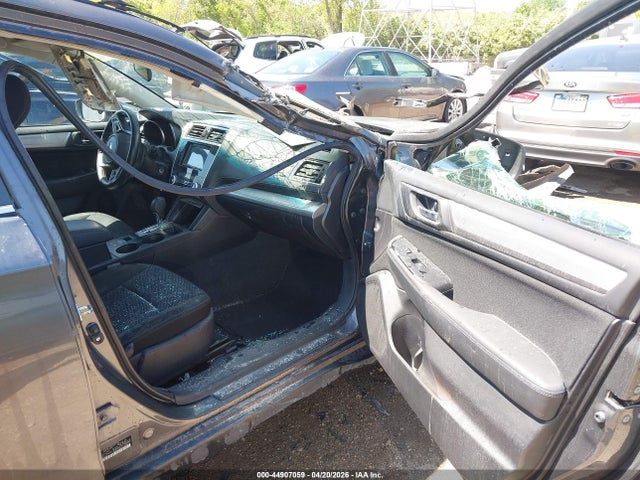 2018 Subaru Outback 2.5i Premium მანქანა იყიდება აუქციონზე, vin: 4S4BSACC9J3273853, აუქციონის ნომერი: 44907059