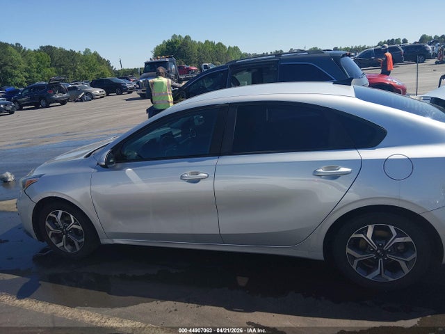 Продажа на аукционе авто 2019 Kia Forte Lxs, vin: 3KPF24AD7KE081554, номер лота: 44907063