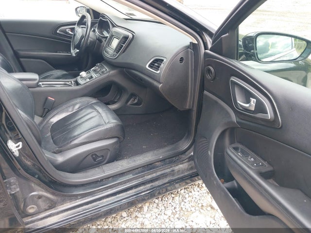 Продаж на аукціоні авто 2015 Chrysler 200 C, vin: 1C3CCCCB3FN544804, номер лоту: 44907086
