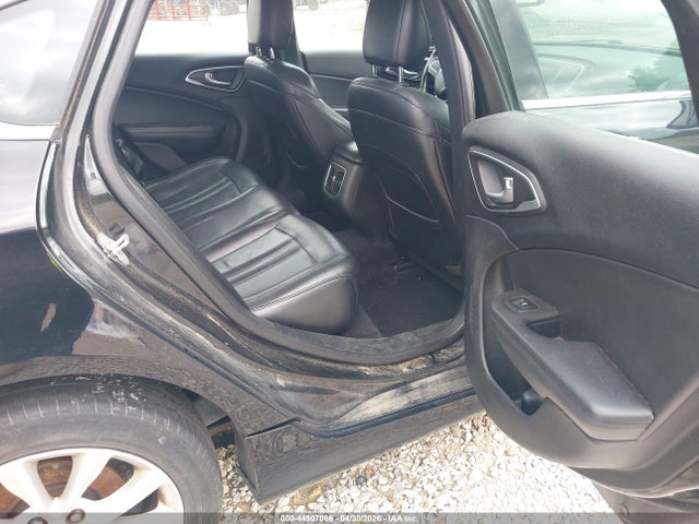 Продаж на аукціоні авто 2015 Chrysler 200 C, vin: 1C3CCCCB3FN544804, номер лоту: 44907086
