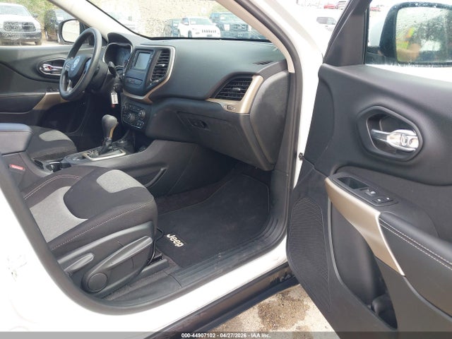 Aukcja sprzedaży 2018 Jeep Cherokee Latitude 4x4, vin: 1C4PJMCB0JD569053, numer aukcji: 44907102