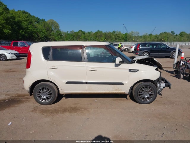 44907104 :رقم المزاد ، KNDJT2A53D7765010 vin ، 2013 Kia Soul مزاد بيع