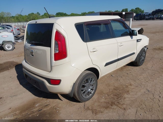 44907104 :رقم المزاد ، KNDJT2A53D7765010 vin ، 2013 Kia Soul مزاد بيع