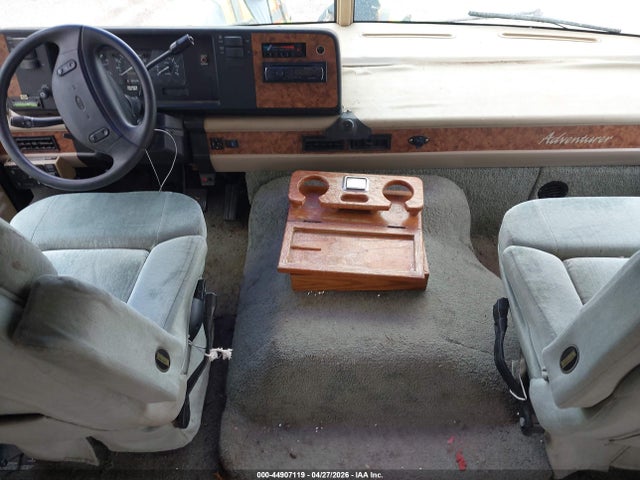 44907119 :رقم المزاد ، 3FCMF53G6SJA17103 vin ، 1995 Ford F530 Super Duty مزاد بيع