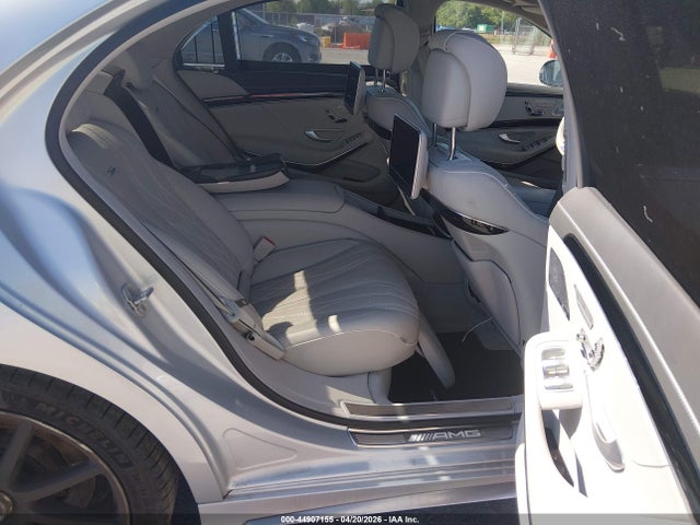 44907155 :رقم المزاد ، WDDUG7JBXHA319875 vin ، 2017 Mercedes-benz Amg S 63 4matic مزاد بيع