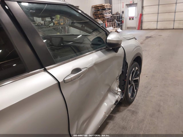 2022 Mitsubishi Outlander Es 2.5 S-awc მანქანა იყიდება აუქციონზე, vin: JA4J4TA89NZ015883, აუქციონის ნომერი: 44907160