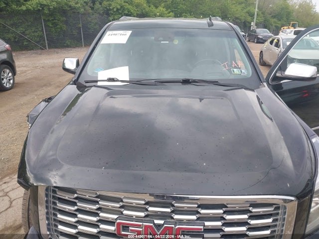 1GKS2HKJ9JR362322 GMC YUKON XL DENALI