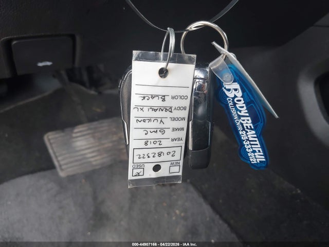 1GKS2HKJ9JR362322 GMC YUKON XL DENALI