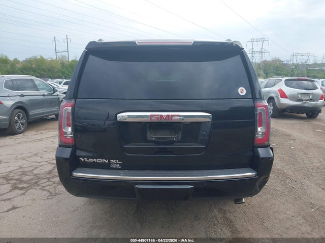 1GKS2HKJ9JR362322 GMC YUKON XL DENALI