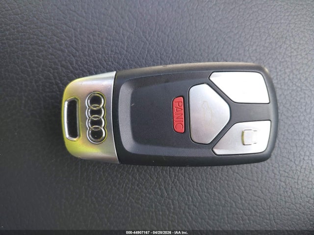 WA1CNAFY4J2234319 Audi Q5 2.0t Premium/2.0t Tech Premium