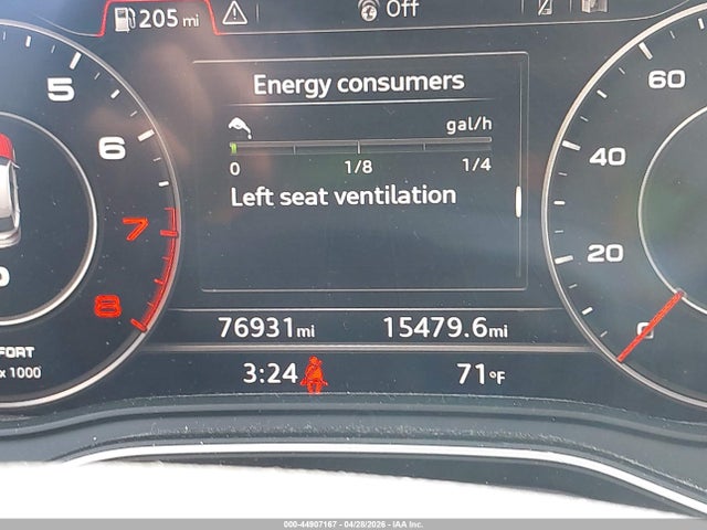 WA1CNAFY4J2234319 Audi Q5 2.0t Premium/2.0t Tech Premium