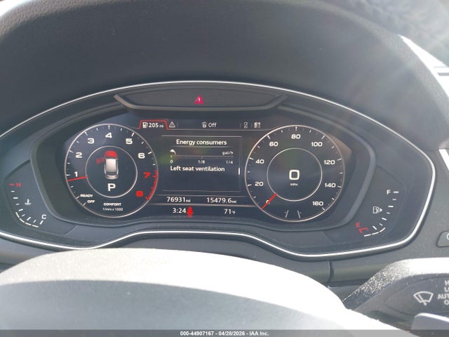 WA1CNAFY4J2234319 Audi Q5 2.0t Premium/2.0t Tech Premium