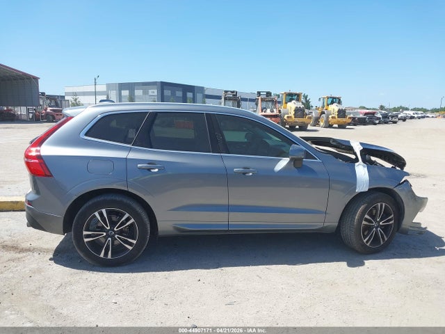 2021 Volvo Xc60 T5 Momentum მანქანა იყიდება აუქციონზე, vin: YV4102RK7M1868806, აუქციონის ნომერი: 44907171