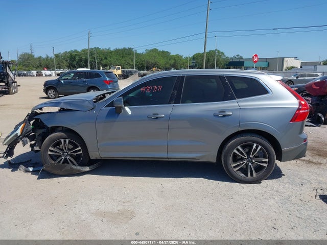 2021 Volvo Xc60 T5 Momentum მანქანა იყიდება აუქციონზე, vin: YV4102RK7M1868806, აუქციონის ნომერი: 44907171