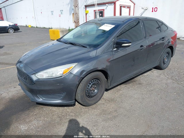 Ford FOCUS S 2017 1FADP3E29HL303741 Image 2