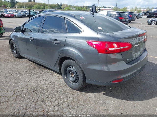 Ford FOCUS S 2017 1FADP3E29HL303741 Image 3