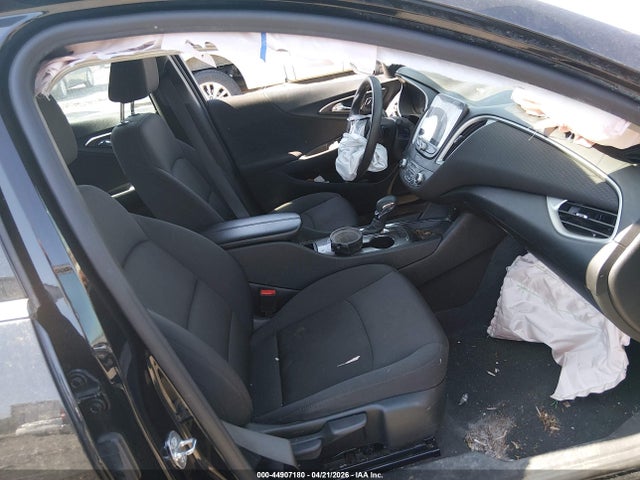 1G1ZD5ST9RF114758 Chevrolet Malibu Fwd 1lt
