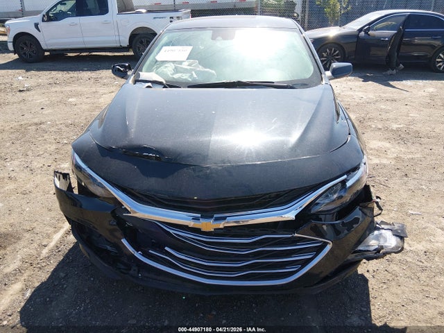 1G1ZD5ST9RF114758 Chevrolet Malibu Fwd 1lt