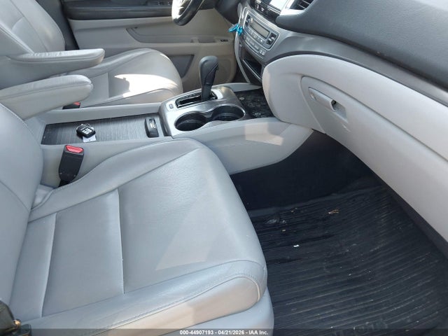 Продажа на аукционе авто 2016 Honda Pilot Ex-l, vin: 5FNYF6H61GB072642, номер лота: 44907193