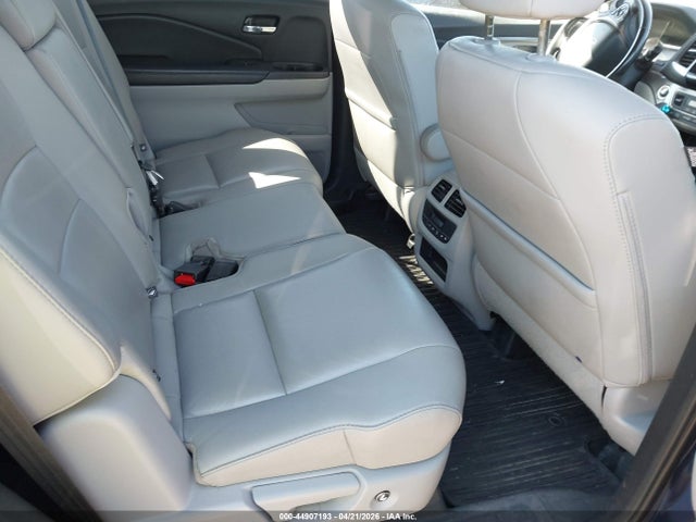Продажа на аукционе авто 2016 Honda Pilot Ex-l, vin: 5FNYF6H61GB072642, номер лота: 44907193